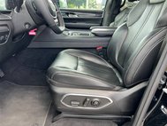 2023 Jeep Wagoneer L Base