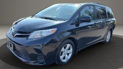 2020 Toyota Sienna LE