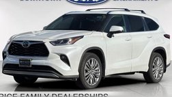 2022 Toyota Highlander Platinum