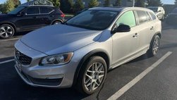 2016 Volvo V60 Cross Country T5