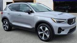 2026 Volvo XC40 B5 Plus