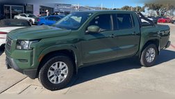 2022 Nissan Frontier SV