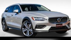 2025 Volvo V60 Cross Country B5 Plus
