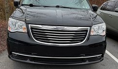 2013 Chrysler Town and Country Touring