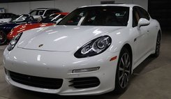 2016 Porsche Panamera 
