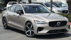 2023 Volvo S60 Recharge T8 Plus Dark Theme