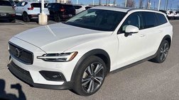2024 Volvo V60 Cross Country B5 Plus
