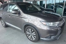 2019 Mitsubishi Outlander SE