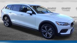 2025 Volvo V60 Cross Country B5 Plus