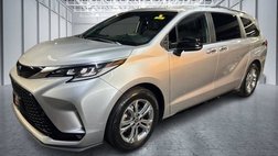 2022 Toyota Sienna XSE 7-Passenger