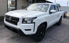 2022 Nissan Frontier SV