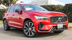 2023 Volvo XC60 Recharge T8 Ultimate Dark Theme