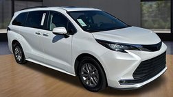 2023 Toyota Sienna XLE