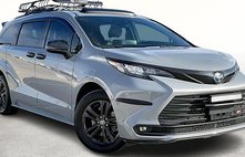 2024 Toyota Sienna Woodland Edition