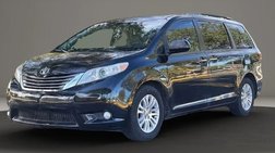 2017 Toyota Sienna XLE 7-Passenger Auto Access Seat