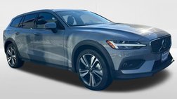 2025 Volvo V60 Cross Country B5 Plus