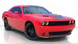 2017 Dodge Challenger SXT Plus