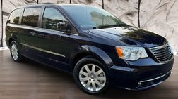 2016 Chrysler Town and Country Touring