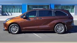 2021 Toyota Sienna XLE