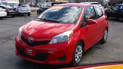 2012 Toyota Yaris LE 3-Door AT