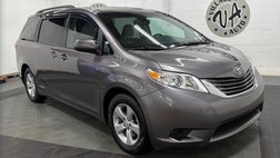 2016 Toyota Sienna LE 8-Passenger