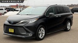 2023 Toyota Sienna Limited 7-Passenger
