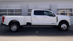 2023 Ford F-450 Super Duty Platinum