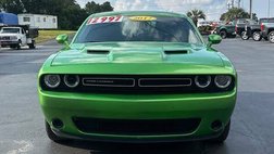 2015 Dodge Challenger SXT