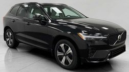 2024 Volvo XC60 Recharge T8 Core Dark Theme