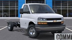2025 Chevrolet Express 3500