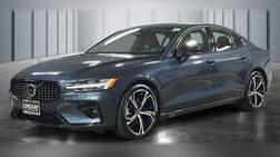 2024 Volvo S60 B5 Plus Dark Theme