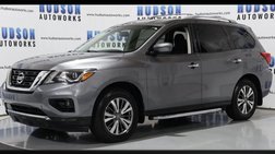 2020 Nissan Pathfinder SV