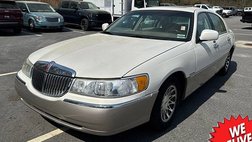 2001 Lincoln Town Car Signature