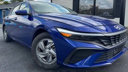 2024 Hyundai Elantra SE