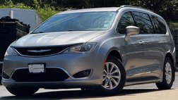2017 Chrysler Pacifica Touring L FWD