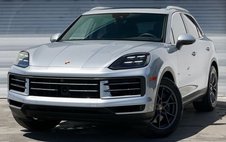 2024 Porsche Cayenne Base