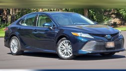 2020 Toyota Camry Hybrid XLE