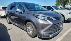 2023 Toyota Sienna XLE