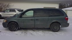 2003 Chrysler Town and Country Base