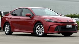 2025 Toyota Camry Hybrid LE