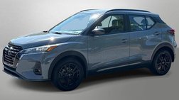 2022 Nissan Kicks SR