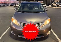 2011 Toyota Sienna XLE