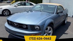 2007 Ford Mustang V6 Deluxe