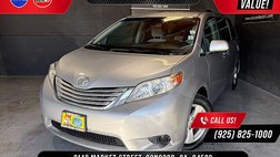 2017 Toyota Sienna LE