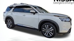 2023 Nissan Pathfinder Platinum