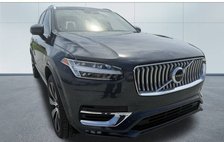 2022 Volvo XC90 T6 Inscription 7-Passenger