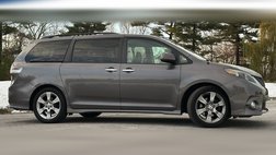2013 Toyota Sienna SE 8-Passenger