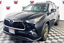 2022 Toyota Highlander Hybrid Bronze Edition
