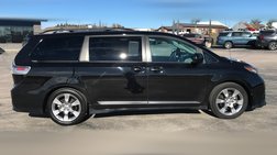 2012 Toyota Sienna SE 8-Passenger