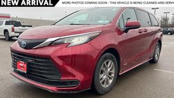 2021 Toyota Sienna LE 8-Passenger